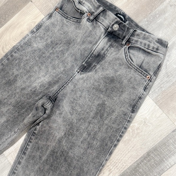 Express acid wash super high rise modern straight hyper stretch ❤️ - Picture 3 of 8